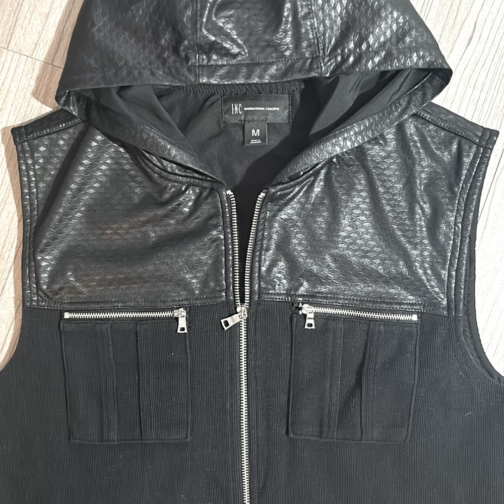 Men’s INC vest, Sz M - Picture 2 of 6